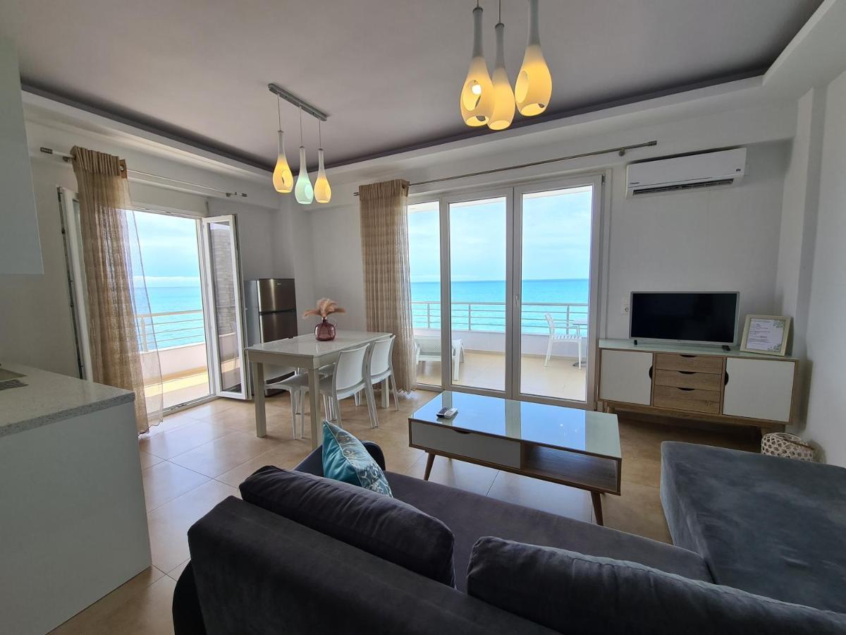 Bella Mare Luxury Apartments Каламаки Экстерьер фото