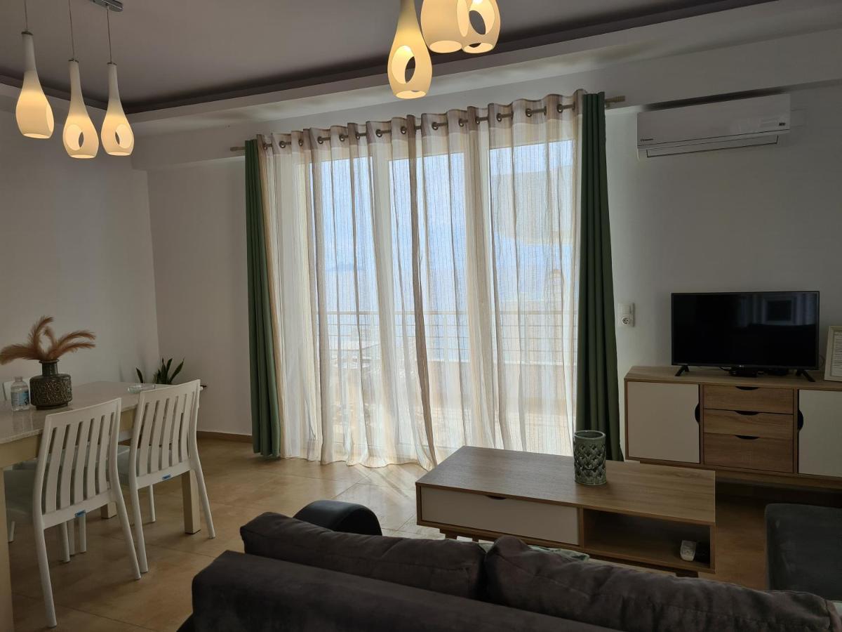 Bella Mare Luxury Apartments Каламаки Экстерьер фото