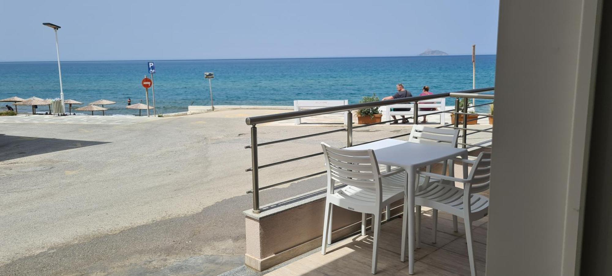 Bella Mare Luxury Apartments Каламаки Экстерьер фото